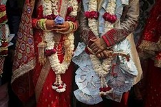 Couple rent plane for Covid lockdown-busting mid-air wedding