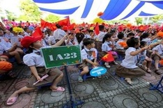 Students from grades 1-6 in Hanoi's suburban districts to return to school from February 10