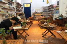 Special charitable model in Hanoi