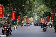 Hanoi streets decorated to welcome party congress