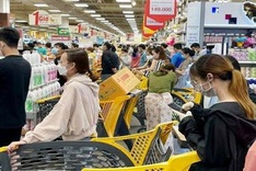 HCM City ensures enough essential goods amid Covid-19 outbreak