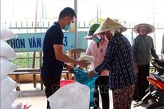 Over 1,400 tonnes of rice allocated to five provinces ahead of Tet