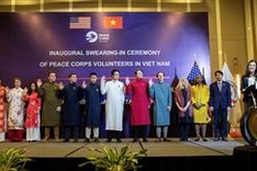 Peace Corps director swears-in first-ever volunteers in Vietnam