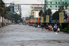 Mekong Delta localities issue severe flood warning
