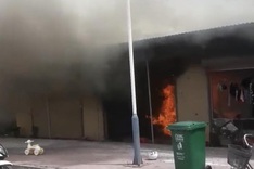 Hai Duong restaurant catches fire, killing one