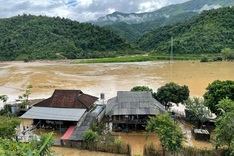 Dien Bien flash flood leaves two dead, five missing