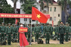 Thousands of Hanoian men start military service