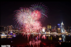 HCM City reduces Reunification Day firework displays