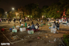 Area around Hoan Kiem Lake covered in rubbish following New Year celebrations