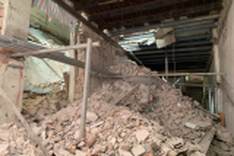 HCM City building collapses, injuring one worker