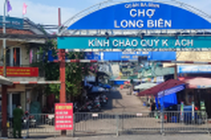 Hanoi’s biggest wholesale market suspended due to Covid-19