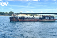 Quang Tri approves coastal waters for waste mud dumping