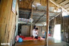 Ailing father and son in Long An need help