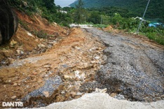 More areas in Danang face landslides following heavy rains