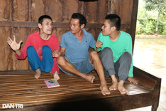 Poor man seeks help for ailing wife and children