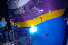 Freight train derails in Thua Thien-Hue