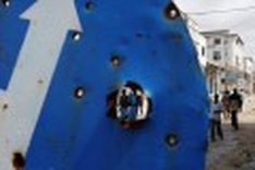 Al-Qaeda donates food, money to Somalis