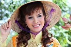 Kim Hong invited to judge Mrs. America