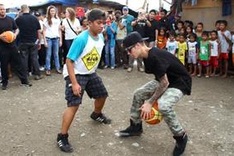 Justin Bieber brings cheer in typhoon-hit Philippines
