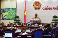 Vietnam strives for 7% economic growth in 2016: PM