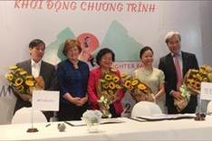 Ethnic minority girls to earn college scholarships