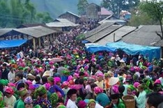 Strange markets only open on Tet