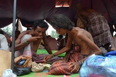 Myanmar to deport migrants as UN chief urges further rescues