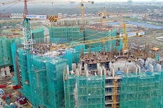 Attorney suggests banks step in to moderate real-estate market