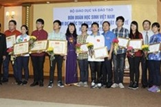 MoET honours Intel ISEF 2015 winners