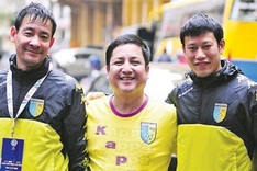 Hanoi football club uses comedian to attract fans