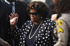 Katherine Jackson seeks retrial over pop icon's death