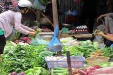 Fuel price rise pushes up cost of basic necessities