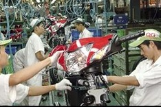 A third scenario for national economy?