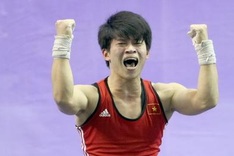 Toan lifts the silver at Asian Championships