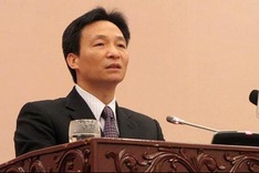 Business bankruptcies attributed to unwise use of capital