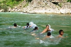 Charity golf event ‘Swing to Swim 2012’ comes in March