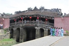 Ancient city and Japan promote cultural exchange