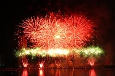 Da Nang International Fireworks Competition opens
