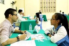 HCM City aims for all students to learn English from first grade