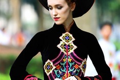 Fashion event celebrates Uncle Ho’s 125th Birthday