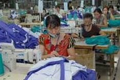 Fitch lauds nation's measures to cool overheating economy