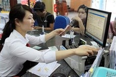 Better business enables banks to hire another 2,000 workers