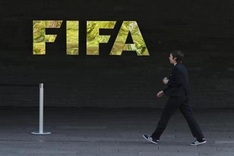 Six arrested FIFA officials oppose extradition to US: Switzerland