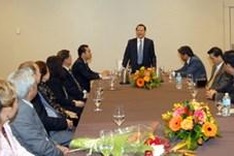 Deputy PM meets OVs in the UK