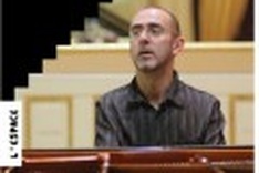 Popular French pianist to perform in Vietnam