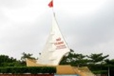 Seeking solutions to save Ca Mau Cape