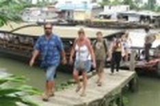 Travel firms and airlines vow to develop MICE tourism