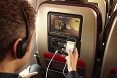 Vinaphone offers service in the air