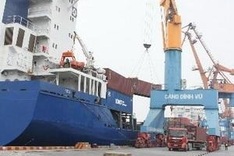 Seaports are busy on first day of 2013