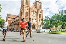 Over 5,000 runners join HCM City International Marathon